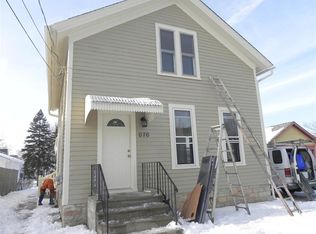 676 High St, Aurora, IL 60505