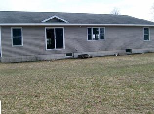 11220 Frankie Ln SW, Fife Lake, MI 49633