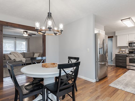 4th image of 1205 Brentwood Ct