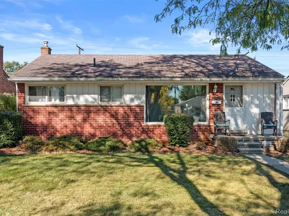27566 Sheridan St, Garden City, MI 48135