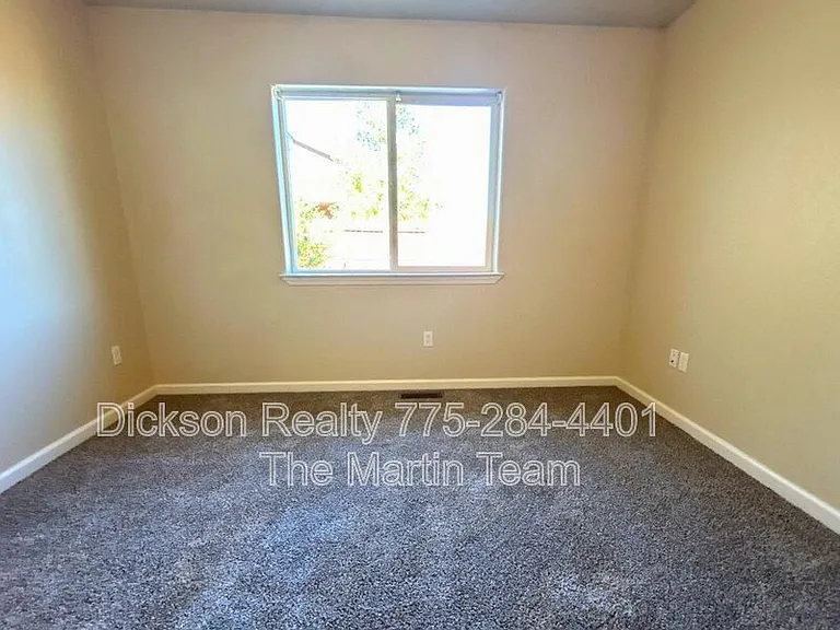 1842 Westward Ln — Photo 8
