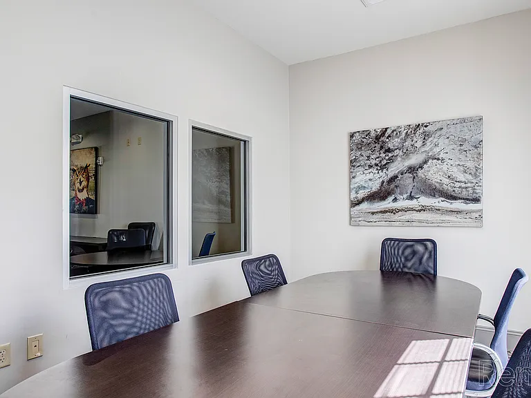 Glenrock Apartments — Photo 39