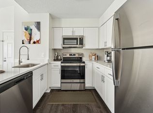 Windsor at Fairlakes, Fairfax, VA 22033