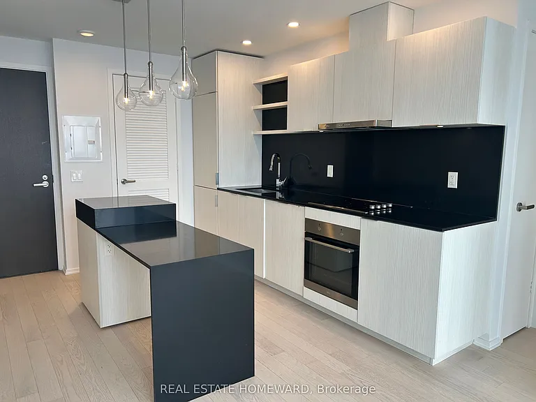 16 Bonnycastle St #3907 — Photo 4