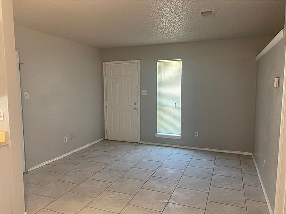 3rd image of 209 N Jefferson St #209C