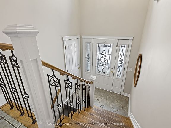 5th image of 1061 Elm Rd