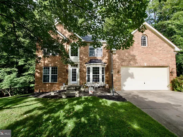 3964 Triad Ct, Woodbridge, VA 22192