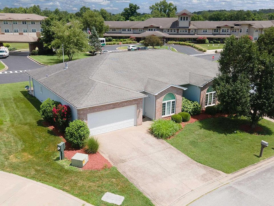 1st image of 1002 Villa Ct