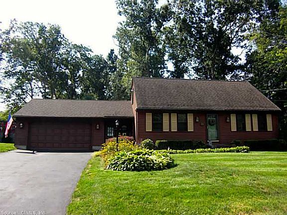 2nd image of 78 Oakwood St