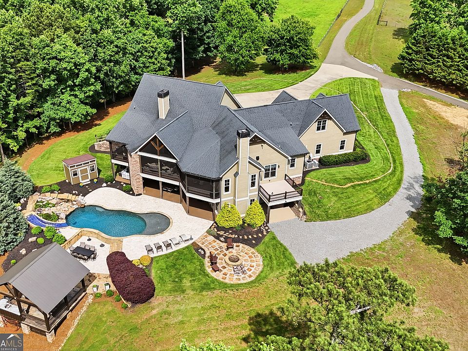 1st image of 457 Arlington Way