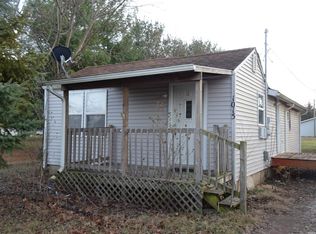 1015 E Illinois St, Walkerton, IN