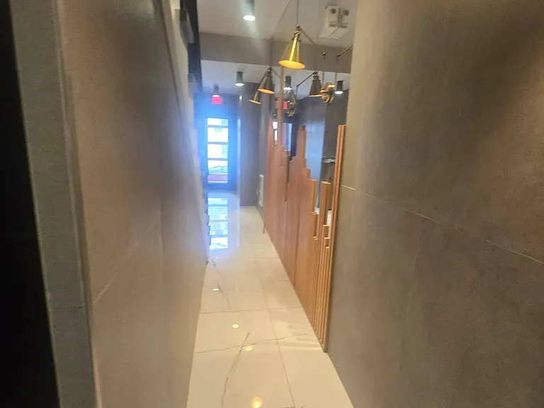 172 New York Ave #1R — Photo 8