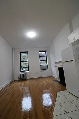 Rented by LEE & ASSOCIATES NYC RESIDENTIAL LLC | media 11