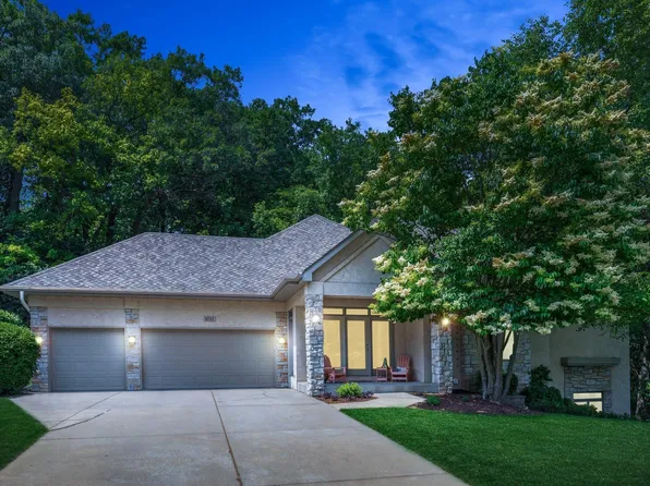 6752 Harlan Dr, Eden Prairie, MN 55346
