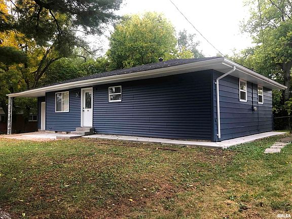 3rd image of 605 E Embert Pl