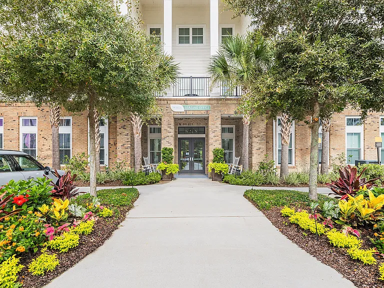 The Grove at Carolina Park Apartments — Photo 37