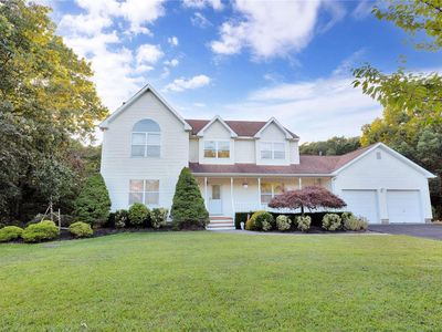 9 NW Debbie Street, Port Jefferson Station, NY, 11776