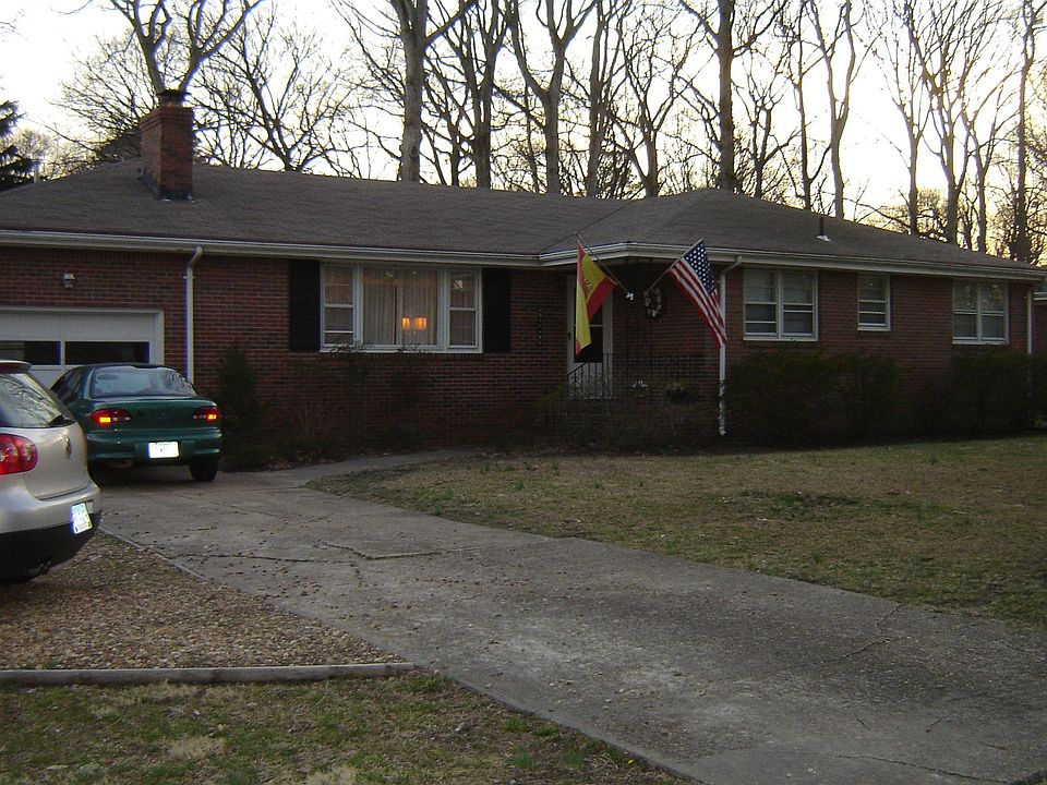 All Brick, extra parking