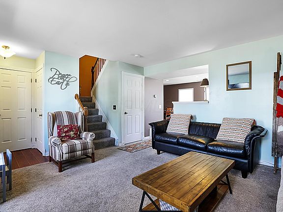 2nd image of 4453 Resaca Dr