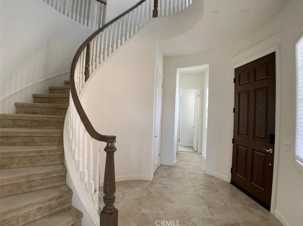 58 Acadia Ct — Photo 3