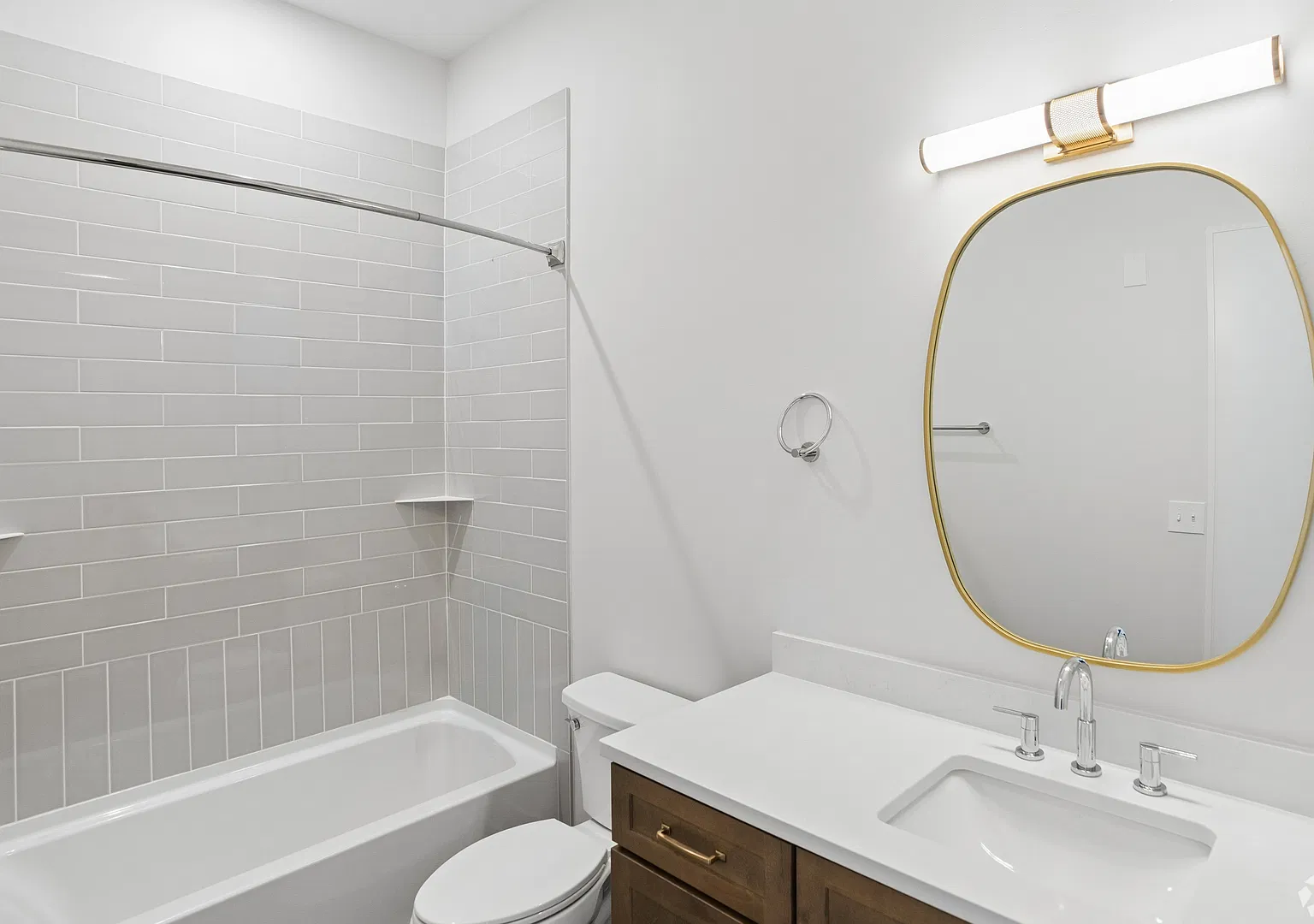 2 bed, 1150 sqft, $3,150 — Photo 4