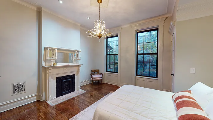 Sold by Corcoran | media 6