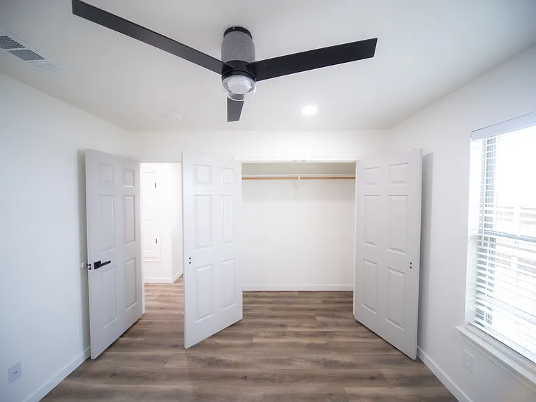 3235 S University Dr — Photo 25