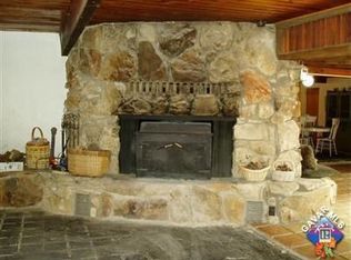 4943 Rockhouse Rd, Mojave, CA 93501