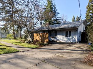 1215 E 24th Ave, Eugene, OR 97403