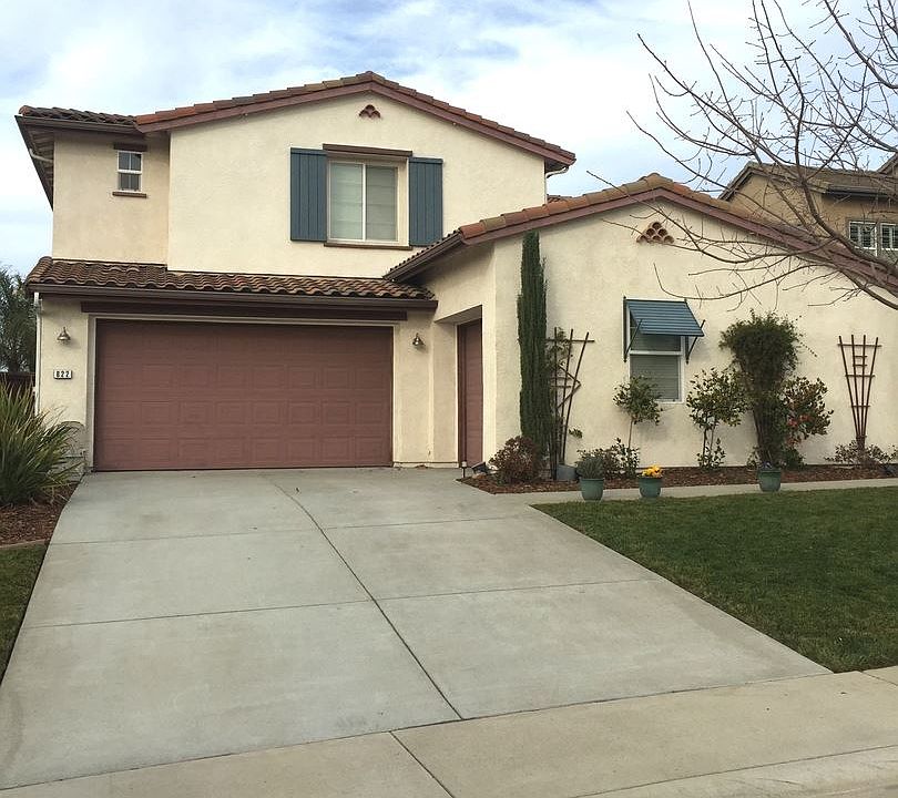 1st image of 822 Spotted Pony Ln