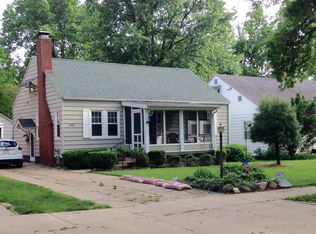 1445 W Riverview Ave, Decatur, IL 62522