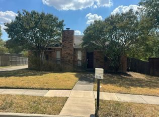 2006 Chestnut Rd, Carrollton, TX 75007