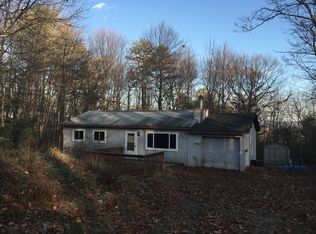 152 Pepperidge Dr, Dingmans Ferry, PA 18328