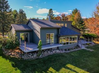 5724 Greensboro Way, Gladwin, MI 48624