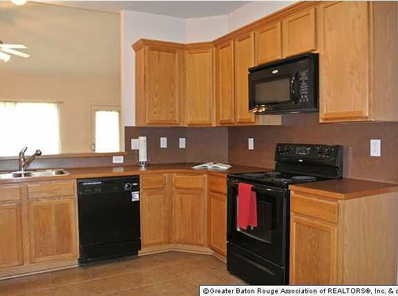 3rd image of 26259 Poplar Glen Dr
