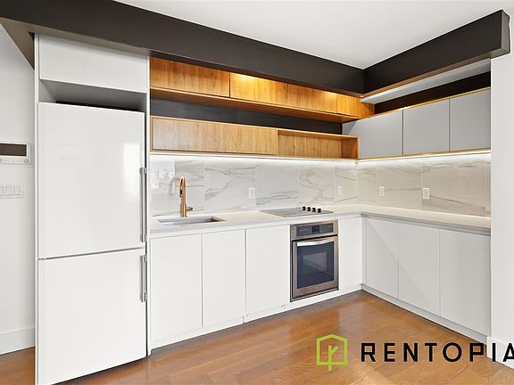 2nd image of 125 Borinquen Pl APT 609
