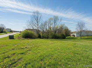 807 Liberty Creek Dr, Wentzville, MO 63385