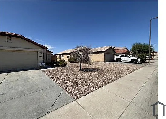 22833 W Cantilever St — Photo 11