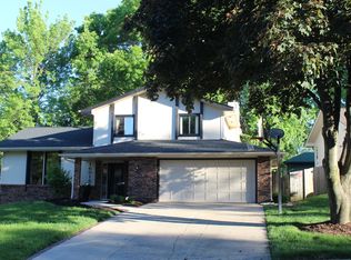 16015 Martha Cir, Omaha, NE 68130