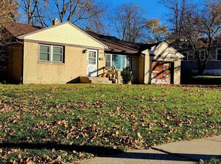 1507 Parkview Ave, Rockford, IL 61107