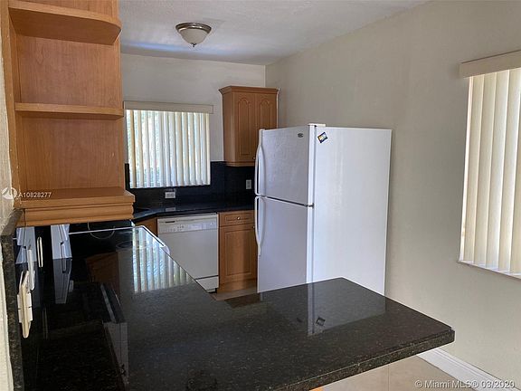 5th image of 11900 N Bayshore Dr APT 5