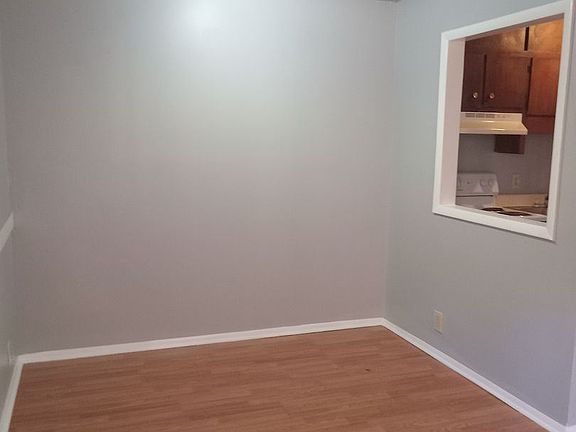3rd image of 4009 Eunice St SW APT 7