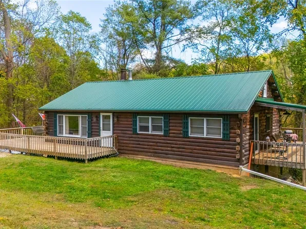 66132 Evelyn Dr, Saint Clairsville, OH 43950