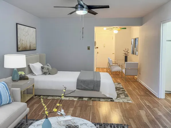 735 Avenue W image 1 of 10