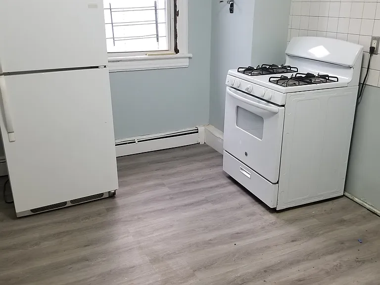 3 Jones Pl #2 — Photo 14