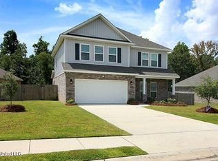 9371 Nuthatch Dr, Biloxi, MS 39532