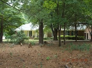 2115 Springwood Ln, Kinston, NC 28504