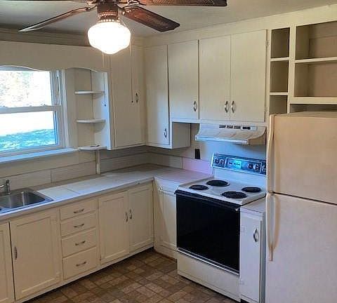 3rd image of 6700 Sisk Carter Rd