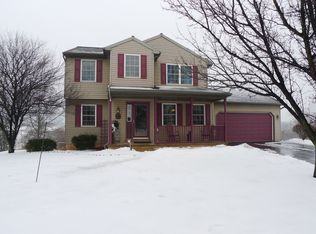 35 Cheery Ln, Denver, PA 17517