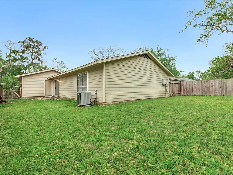 81 Blue Fox Rd — Photo 15